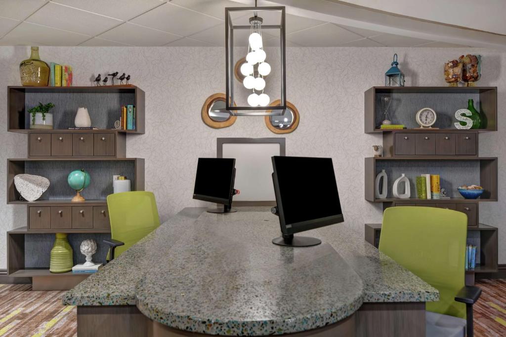 Homewood Suites By Hilton Savannah Airport photo