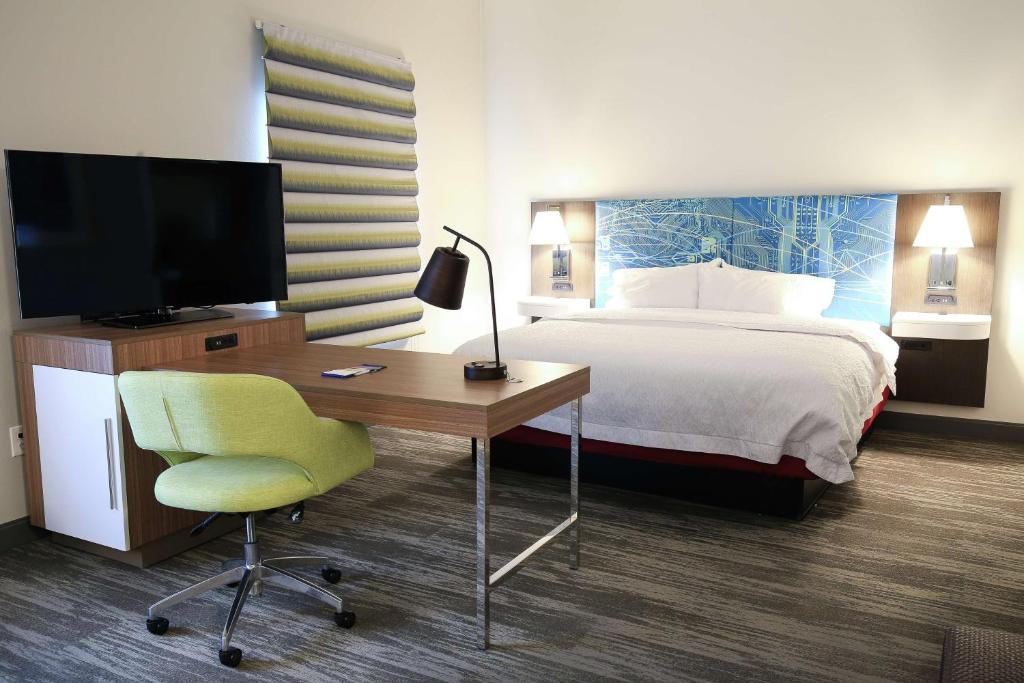 Hampton Inn & Suites Mount Laurel/Moorestown photo