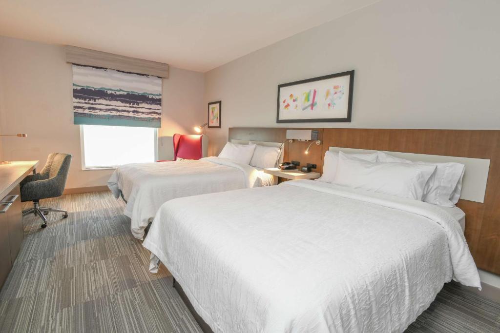 Hilton Garden Inn Cincinnati Midtown photo
