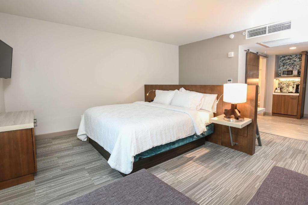 Hilton Garden Inn Cincinnati Midtown photo