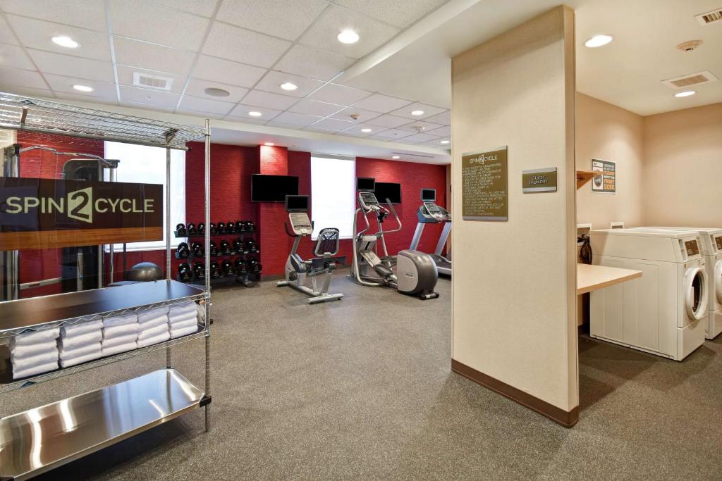 Fitness centrum a/nebo fitness zařízení v ubytování Home2 Suites by Hilton Gilbert