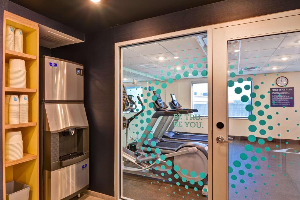 Fitness centrum a/nebo fitness zařízení v ubytování Tru by Hilton Syracuse North Airport Area