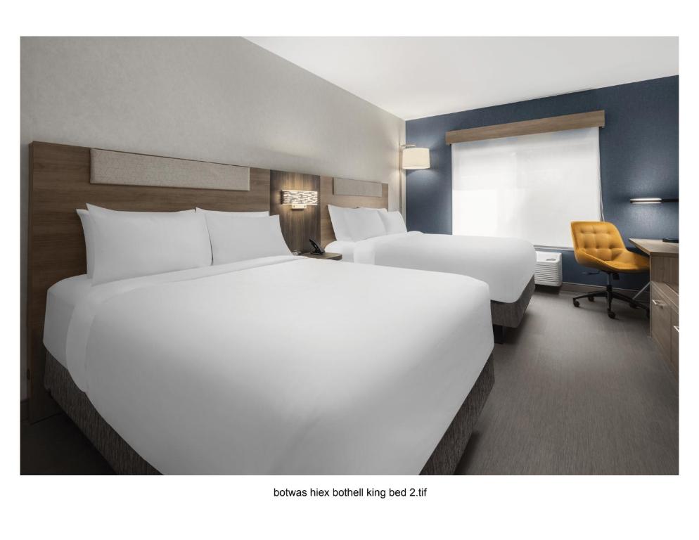 Postel nebo postele na pokoji v ubytování Holiday Inn Express Bothell by IHG