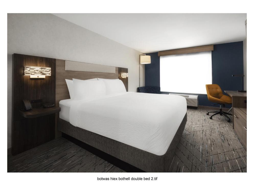 Postel nebo postele na pokoji v ubytování Holiday Inn Express Bothell by IHG