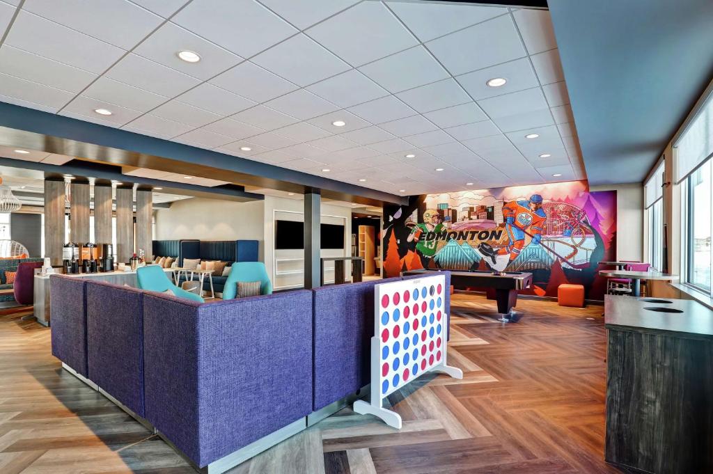 Tru By Hilton Edmonton Windermere - Resim 11