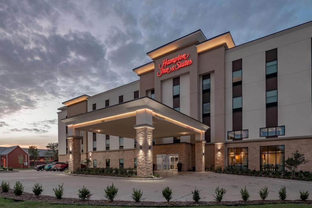 a rendering of the front of a hotel at Hampton Inn & Suites Dallas/Plano Central in Plano