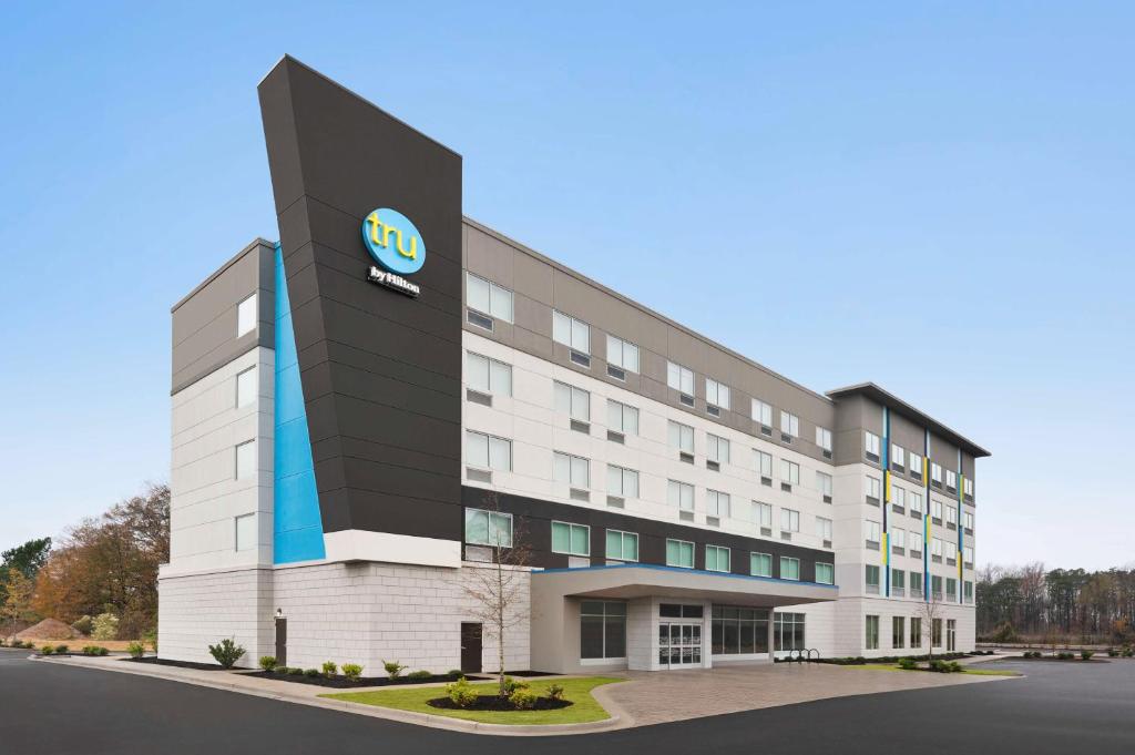 an rendering of a rendering of a hotel at Tru By Hilton Greenville Woodruff Road, SC in Greenville