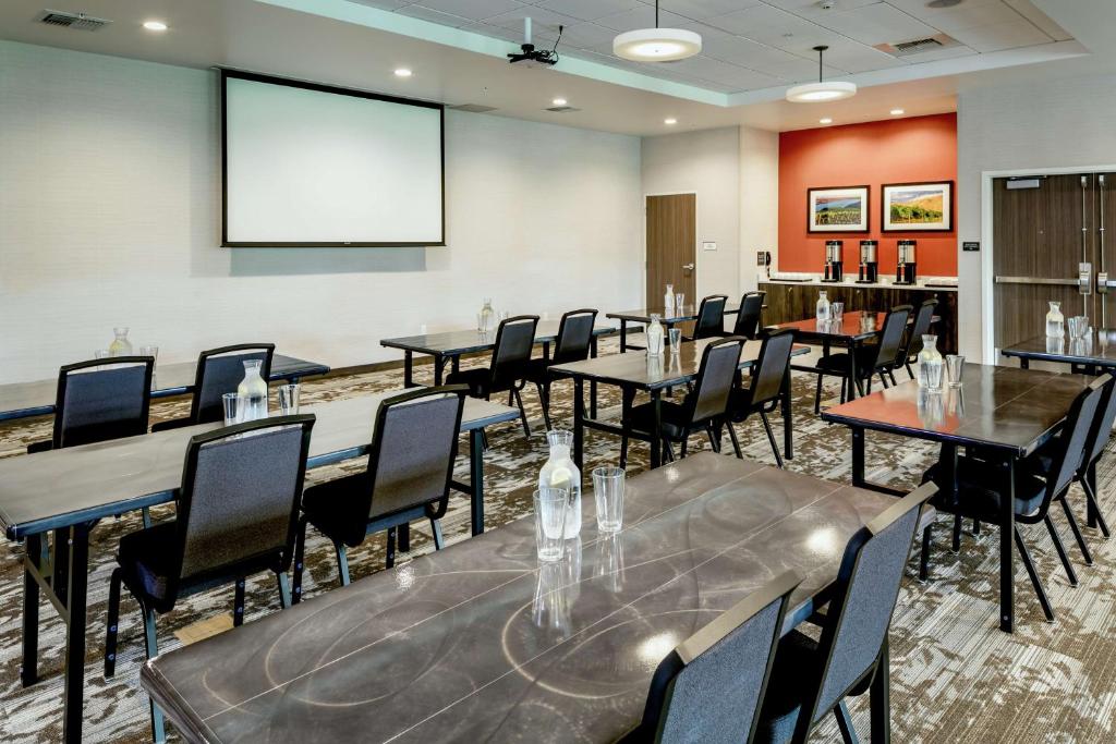 Konferenční prostory v ubytování Hilton Garden Inn Wenatchee, Wa
