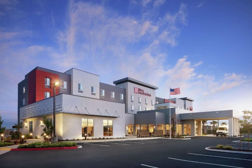 Hilton Garden Inn Sacramento Airport Natomas photo