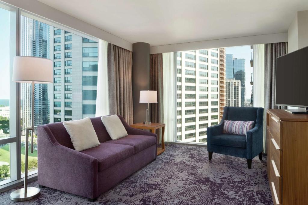 Homewood Suites By Hilton Chicago Downtown South Loop - 