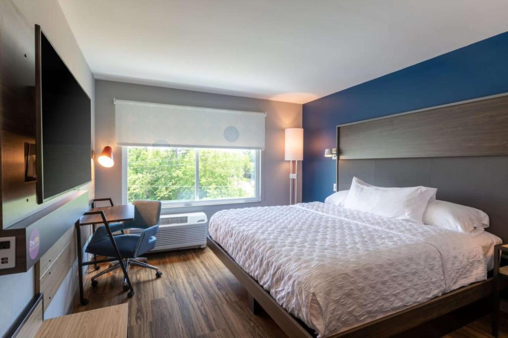 Tru By Hilton Seneca Clemson Sc - Kamer Met Kingsize Bed - Toegang Voor Gehoor