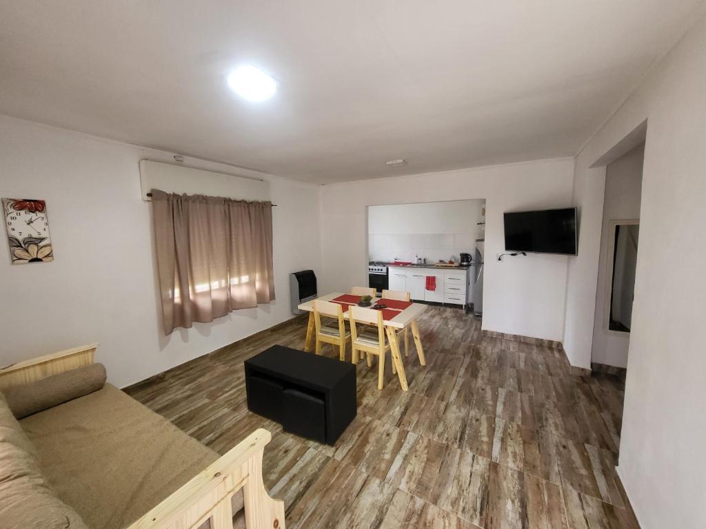 Μια τηλεόραση ή/και κέντρο ψυχαγωγίας στο Veronica mini home 1