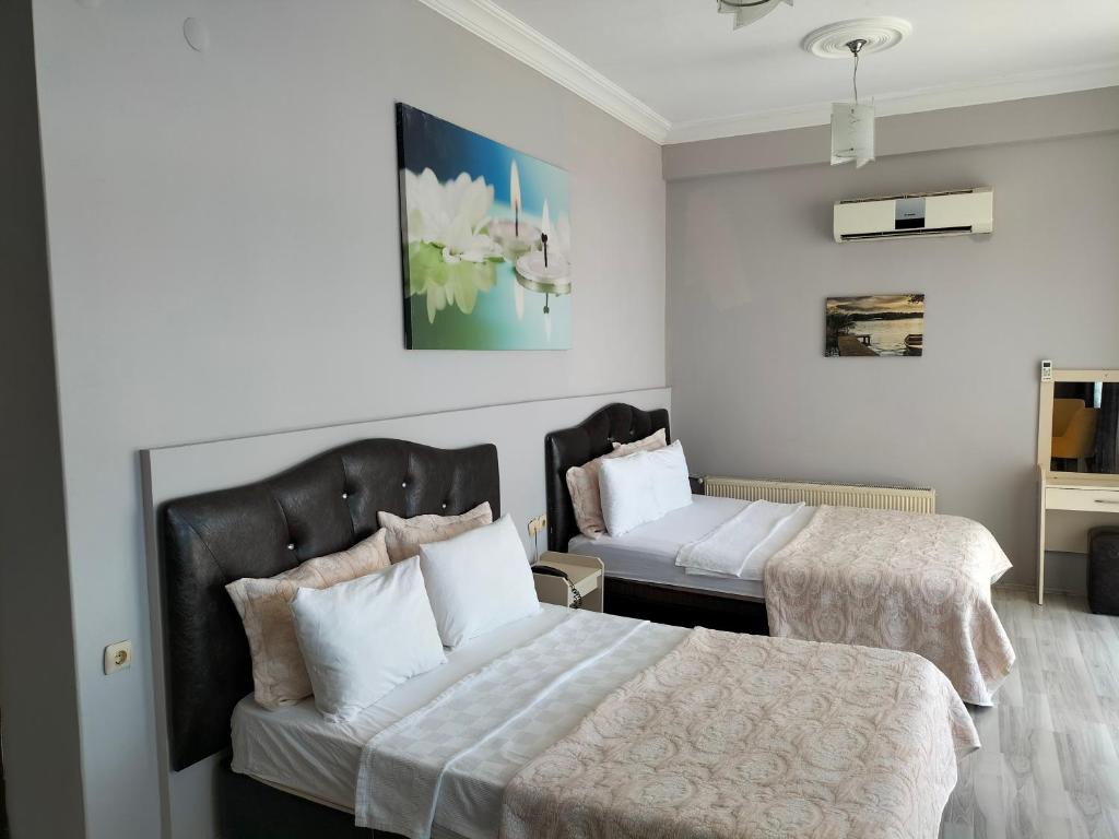 KUMSAL OTEL - Deluxe Double Room With Sea View