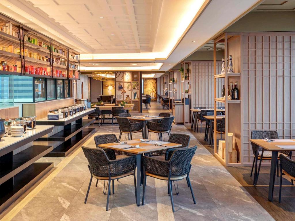 Restaurace v ubytování Mercure Jakarta Gatot Subroto
