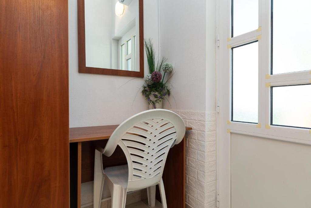 Fotografie z fotogalerie ubytování Apartments by the sea Duce, Omis - 13694 v Omiši