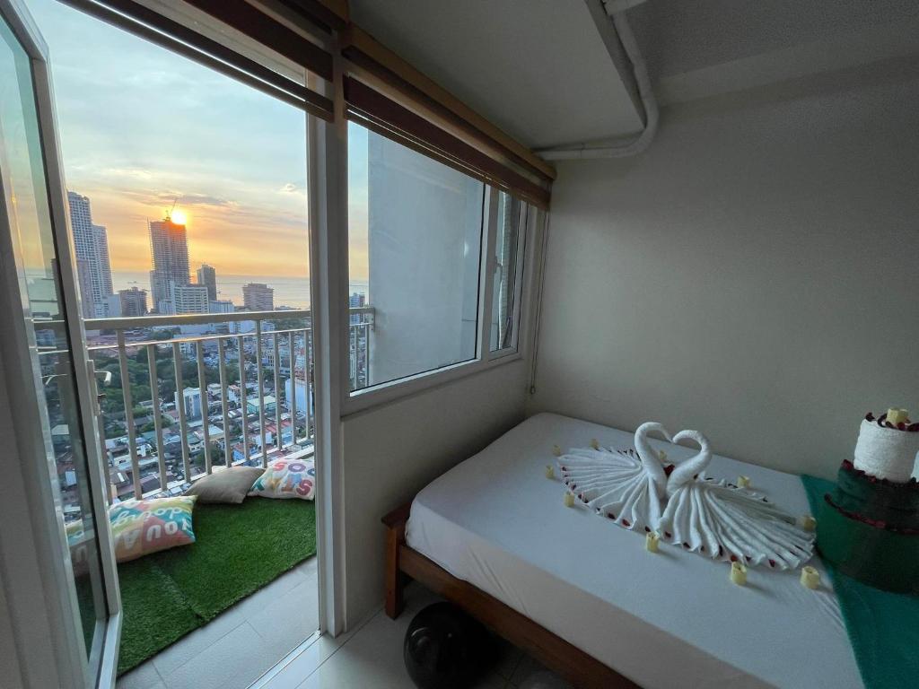 Katil atau katil-katil dalam bilik di Green Residences Stays by PBYY