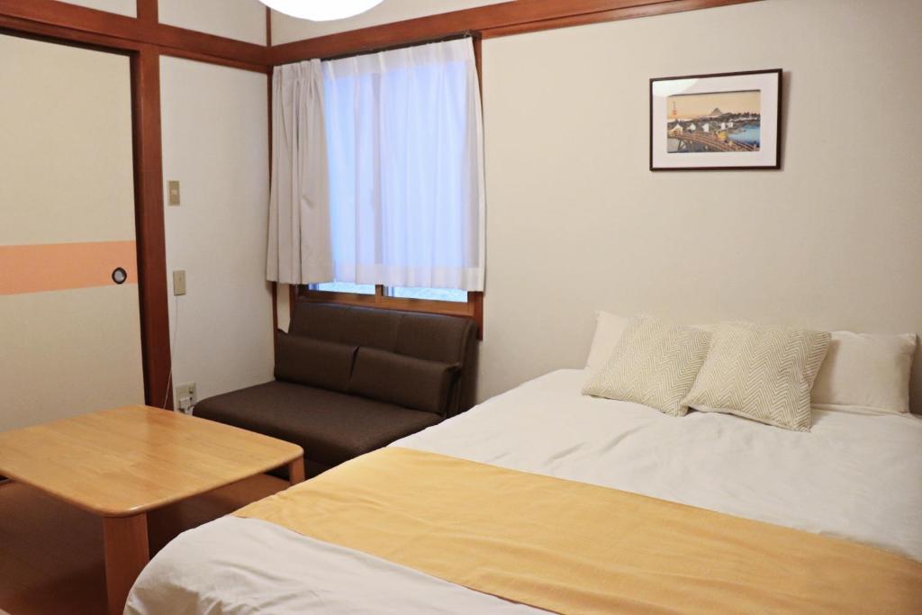 NAVI Azabujuban - Two-Bedroom Apartment 201