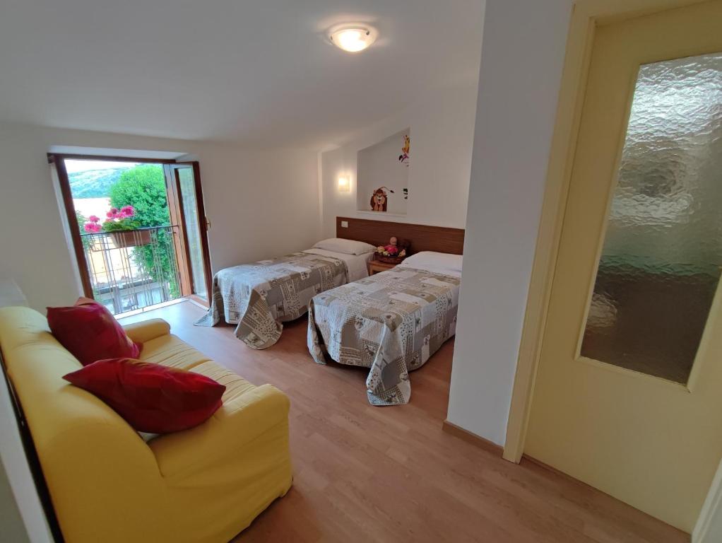 Photo de la galerie de l'établissement Amoroso's house, affittacamere, à Caramanico Terme