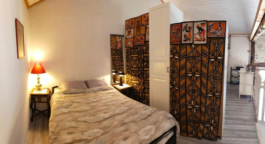 Fotografia z galérie ubytovania Maison atypique, style loft v destinácii Rougnat