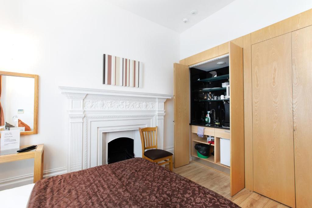 The Cleveland - Studio Suite