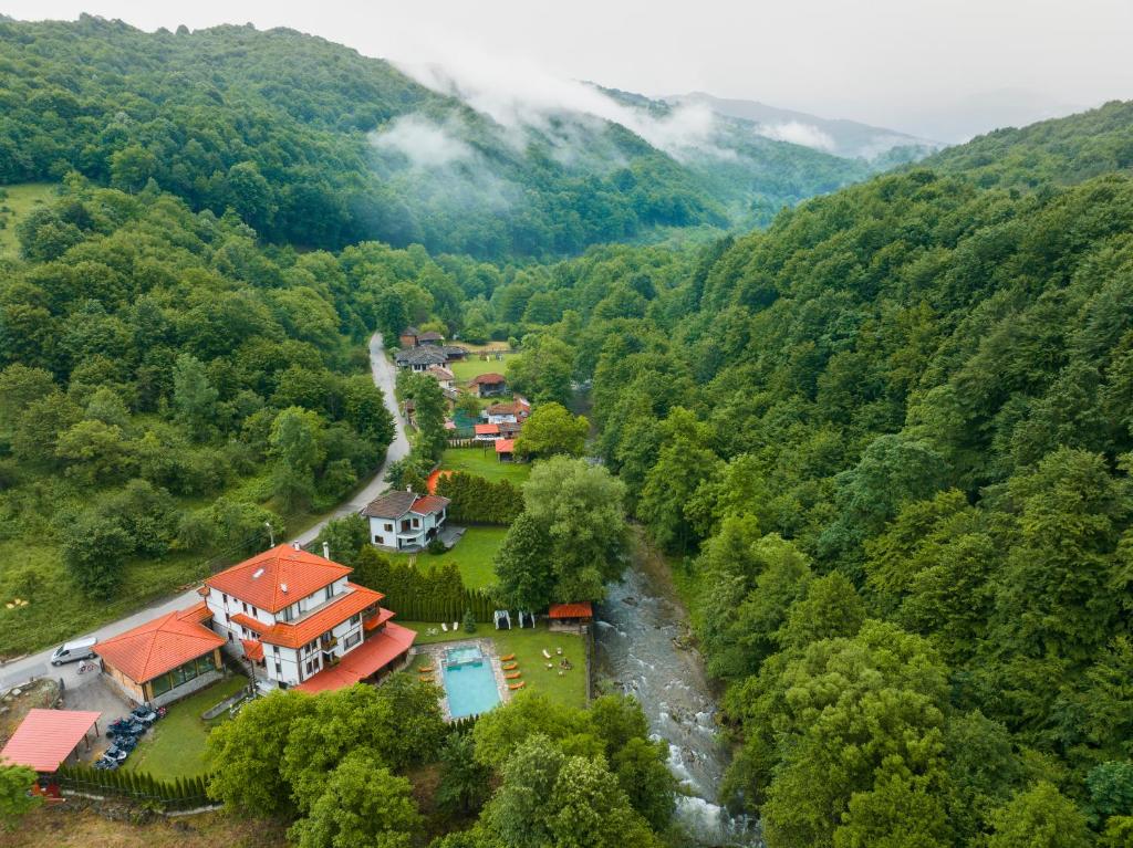 Valevtsi – Photos 1