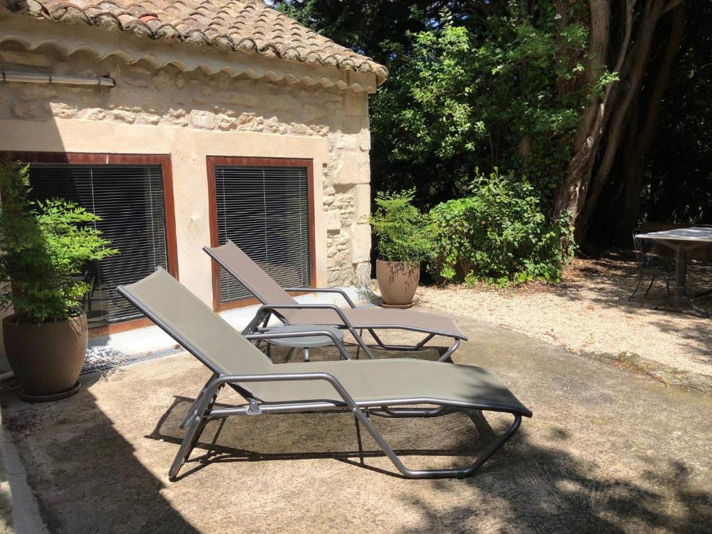 Hotel Château Des Alpilles - Family Room With Terrace