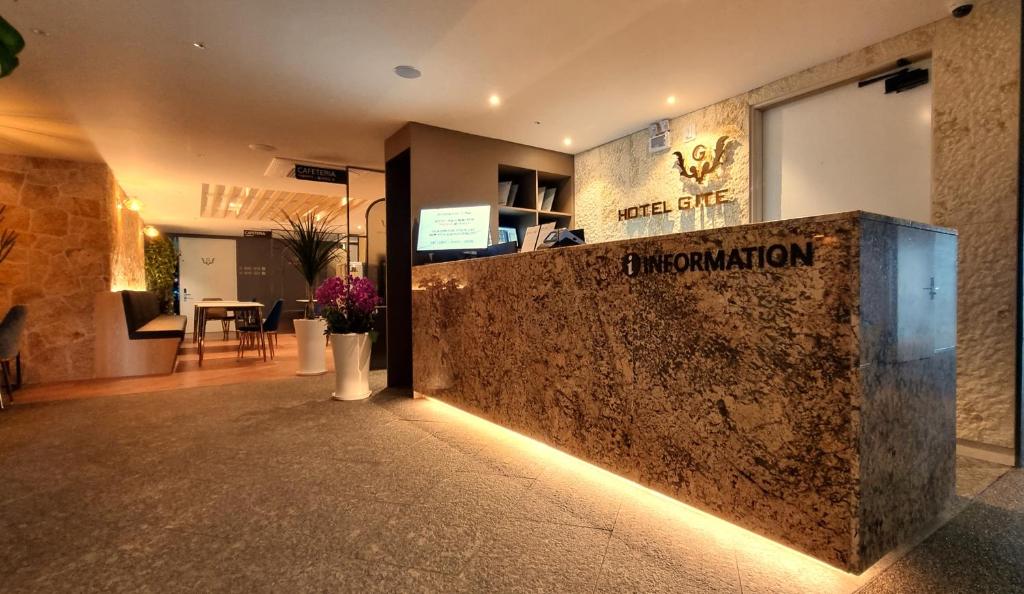 Kuchyň nebo kuchyňský kout v ubytování Hotel GITE