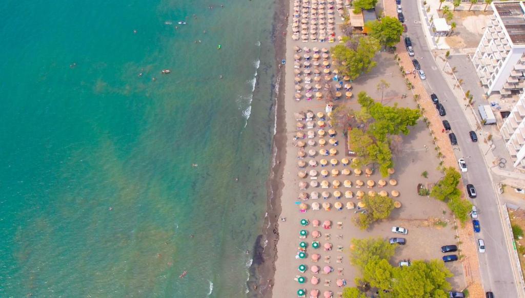 Nespecifikovaný výhled na moře nebo výhled na moře při pohledu z hotelu