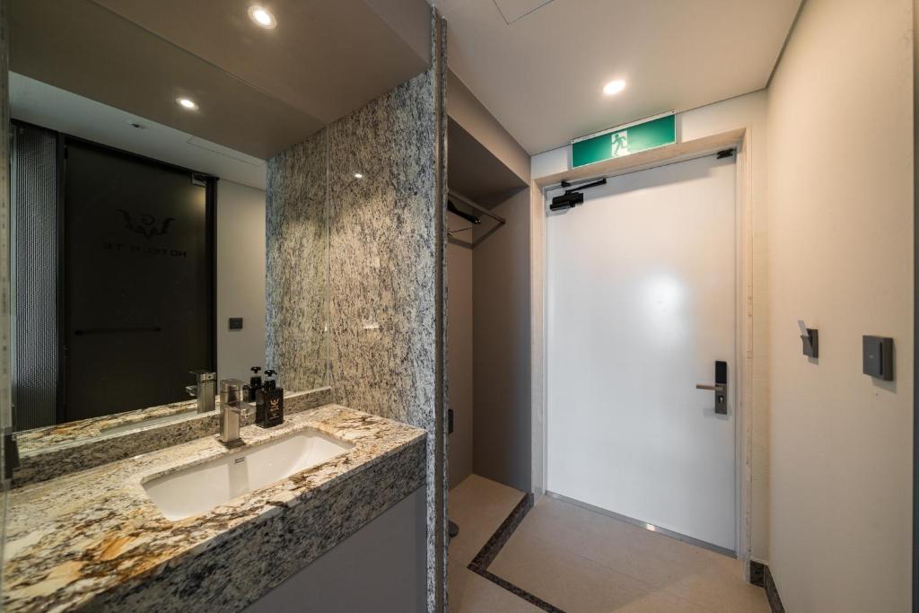 Koupelna v ubytování Hotel GITE