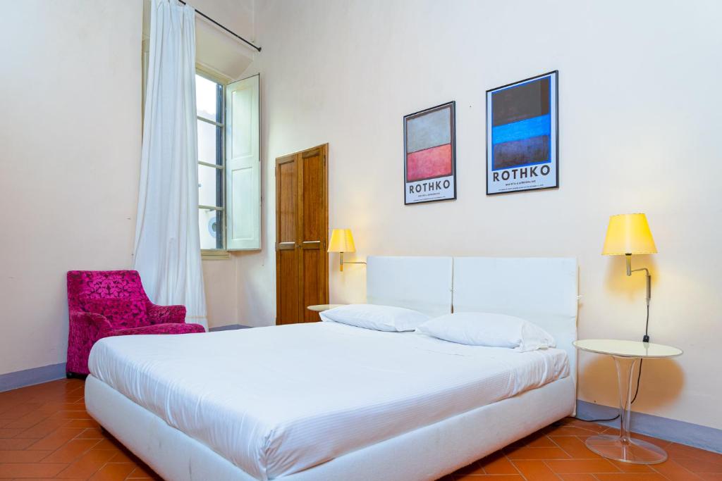 Elegant Apartment Near Piazza Della Signoria