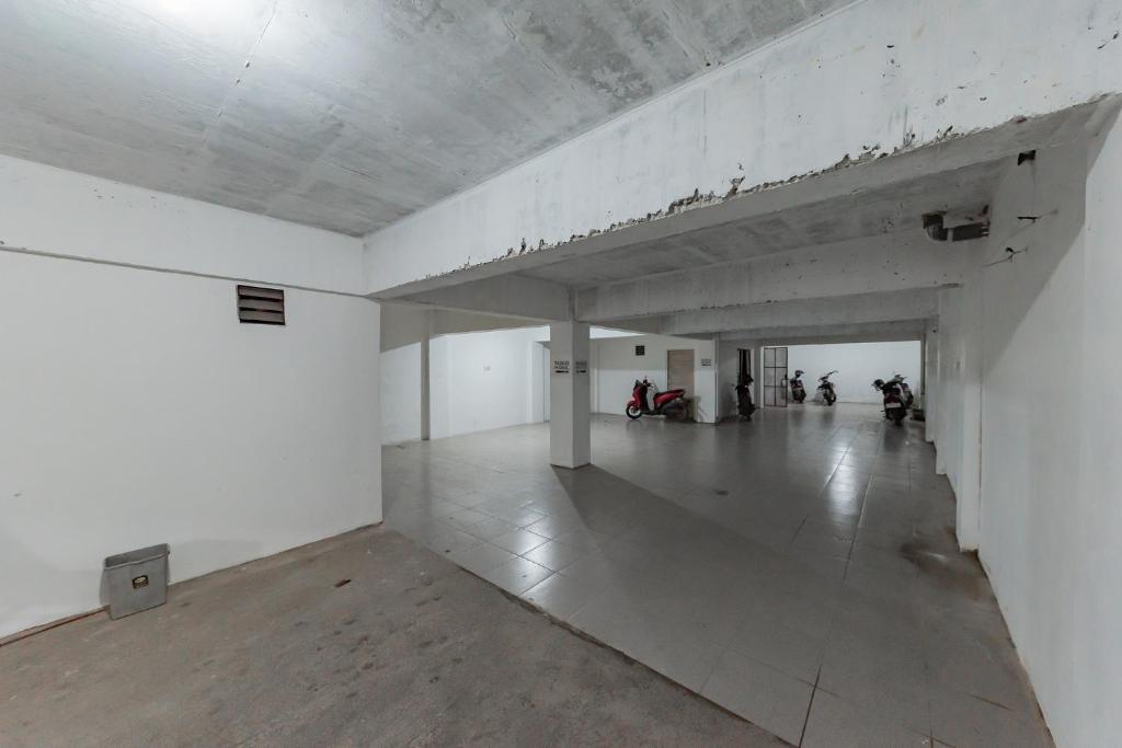 Fotografie z fotogalerie ubytování Urbanview Hotel 99 Syariah Banjarbaru by RedDoorz v destinaci Martapura