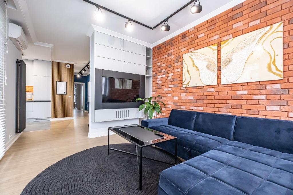 Positive apartment, Warsaw (updated prices 2024)