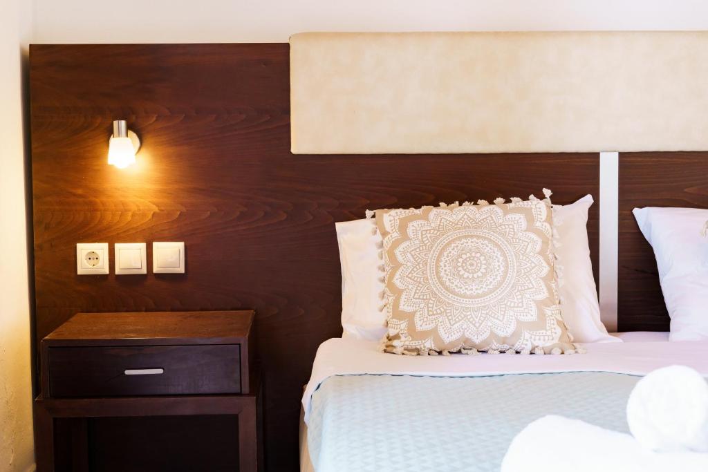 Postel nebo postele na pokoji v ubytování MaYo Rooms Zakynthos