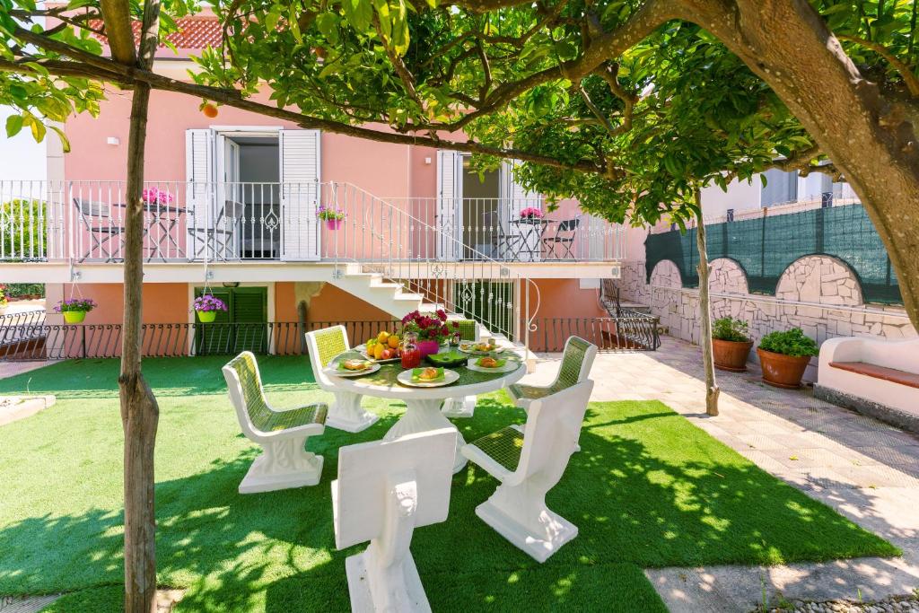 Fotografie z fotogalerie ubytování Le Jardin v destinaci Procida