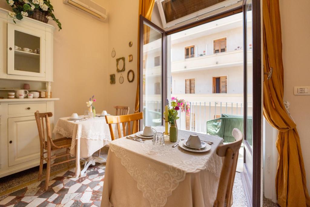 Fotografie z fotogalerie ubytování Joy's Bnb Ortigia v destinaci Siracusa