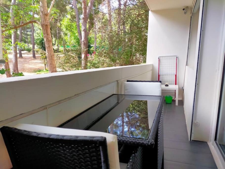 Un balcon sau o teras&#x103; la Cigalou 2km Marina Olympique - Parking gratuit