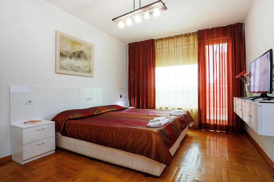 Europe Hotel - free underground parking - Junior Suite With Balcony