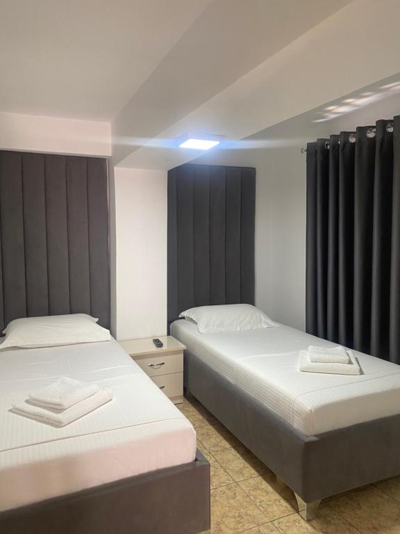 Kuburi Hotel - Two-Bedroom Apartment