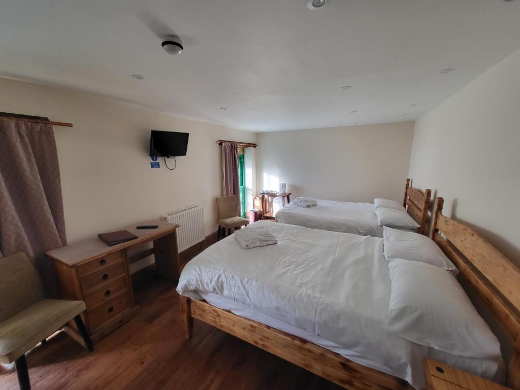 Royal Britannia Hotel - 
