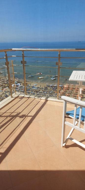 Holiday home. İn the sea .Beach - Image 12