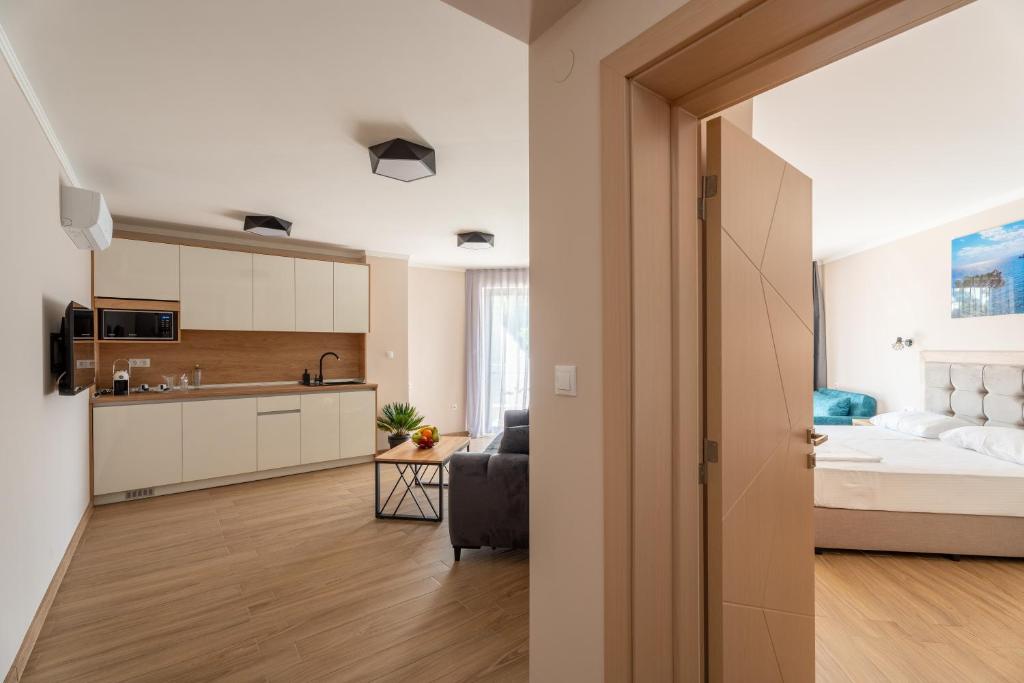 Kuchyň nebo kuchyňský kout v ubytování Touch Hotel