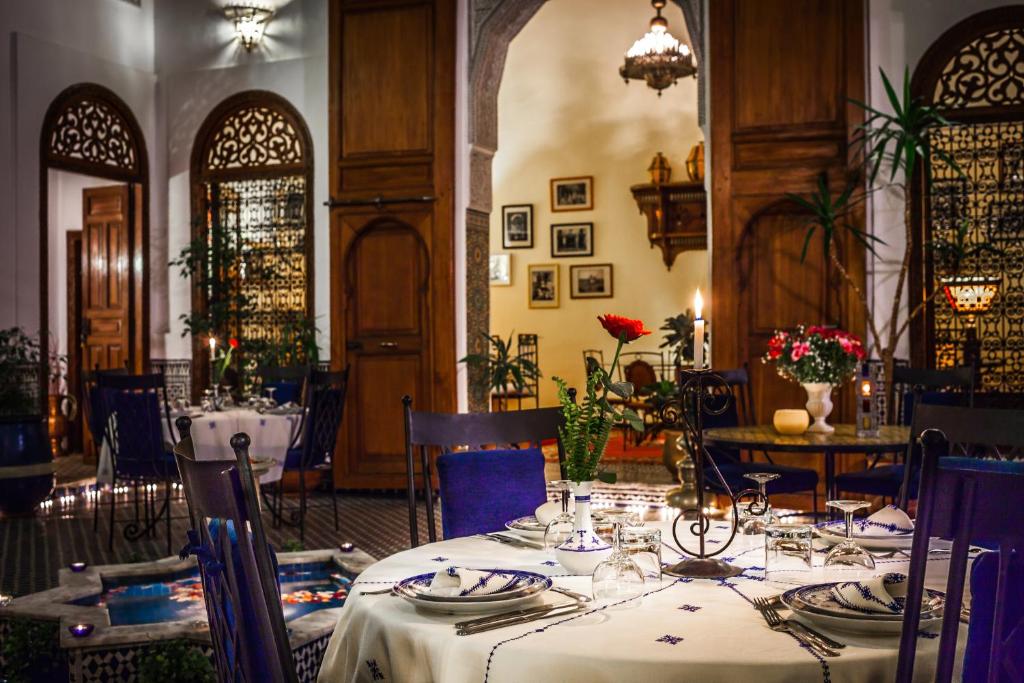 Restaurace v ubytování Riad Zamane Fès - Boutique & Spa