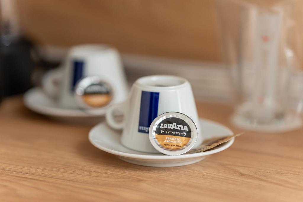 Příslušenství pro přípravu čaje a kávy v ubytování Touch Hotel