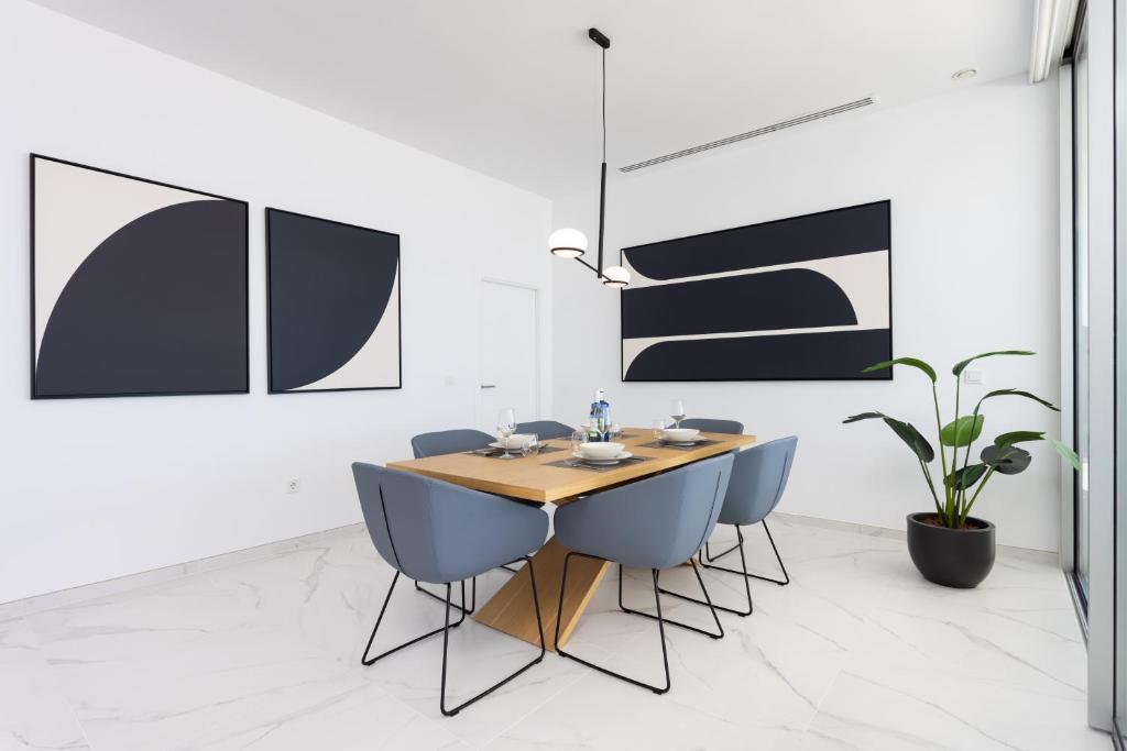 Fotografie z fotogalerie ubytování Crystal I Luxury Apartments by EnjoyaHome v destinaci Acantilado de los Gigantes