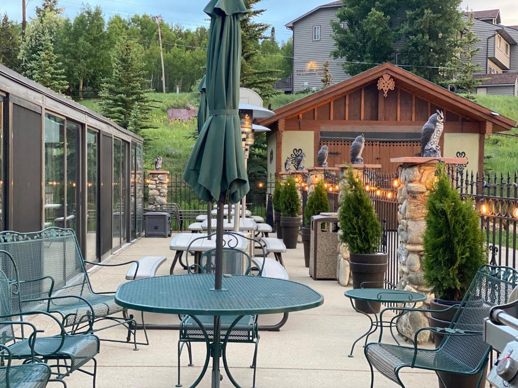 Dillon Inn photo
