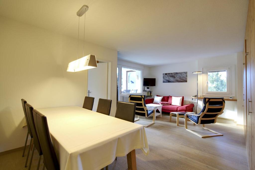 Istumisnurk majutusasutuses Residenza Lagrev 2 Zimmerwohnung Nr 102 - Typ 21A - 1 Etage - Süd