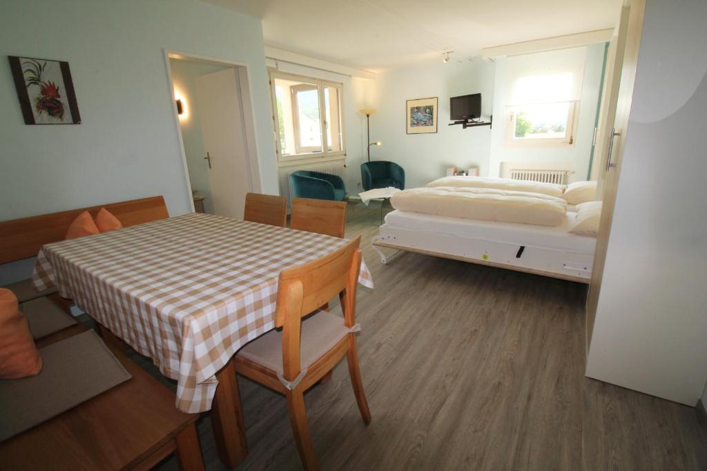 Ένα ή περισσότερα κρεβάτια σε δωμάτιο στο Residenza Lagrev 2 Zimmerwohnung Nr 122 - Typ 21A - 1 Etage - Süd
