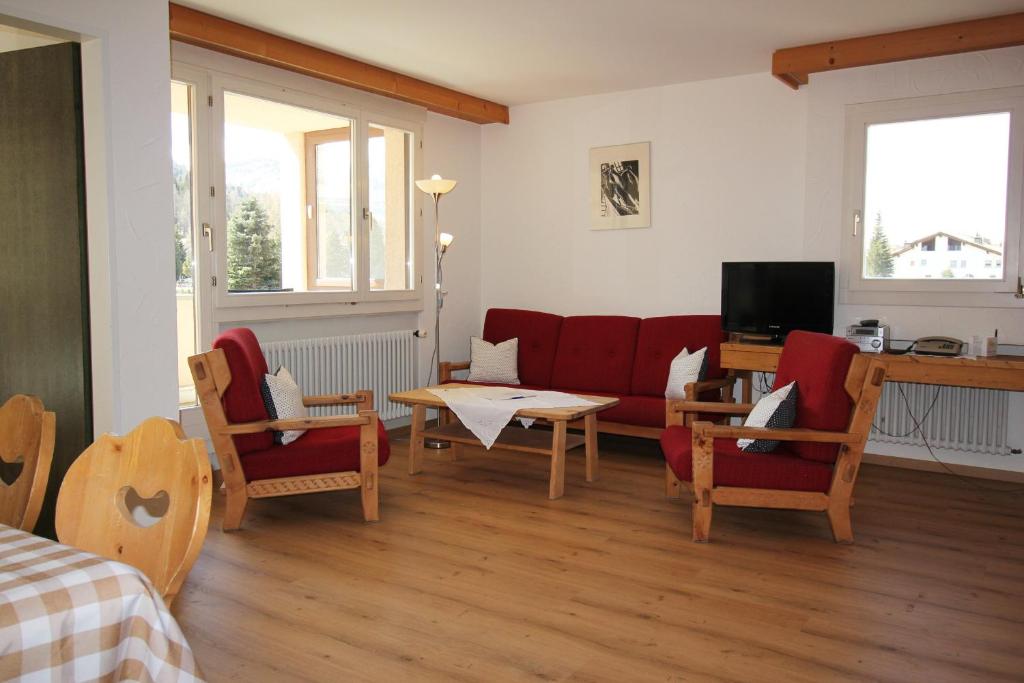 TV a/nebo společenská místnost v ubytování Residenza Lagrev 2 Zimmerwohnung Nr 112 - Typ 21B - 1 Etage - Süd