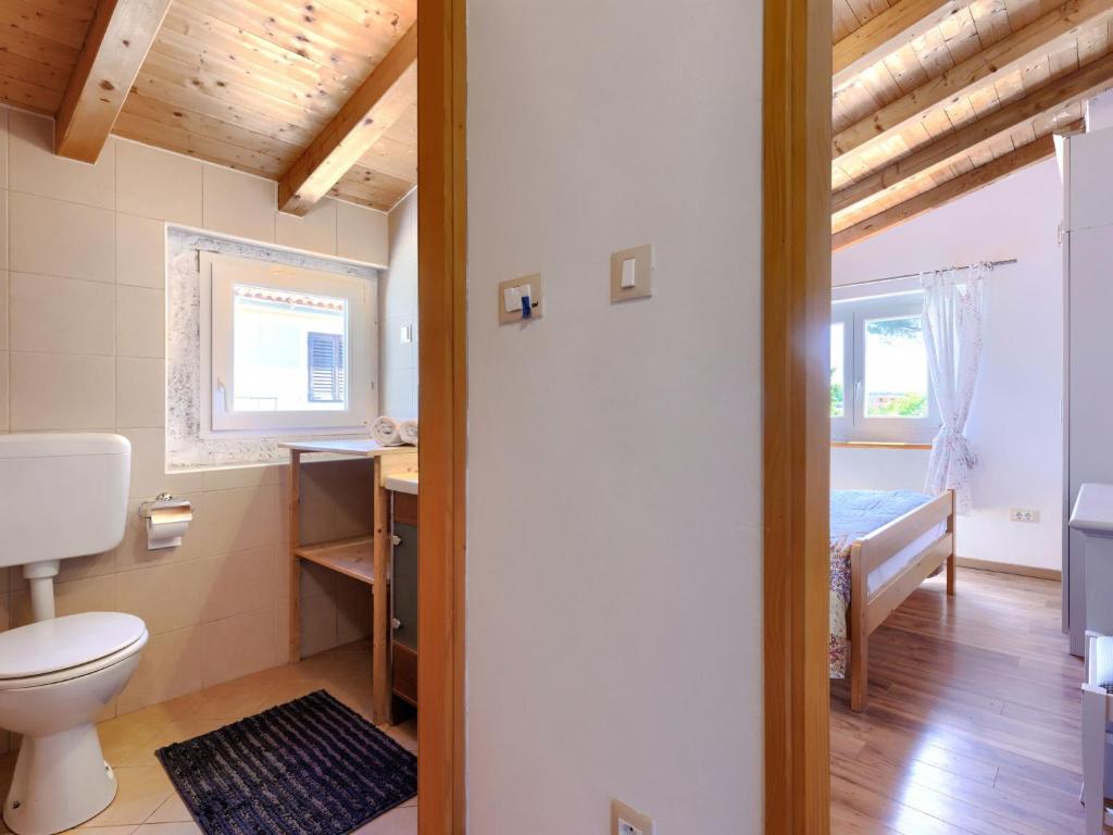 Łazienka w obiekcie Holiday Home Pinia I by Interhome