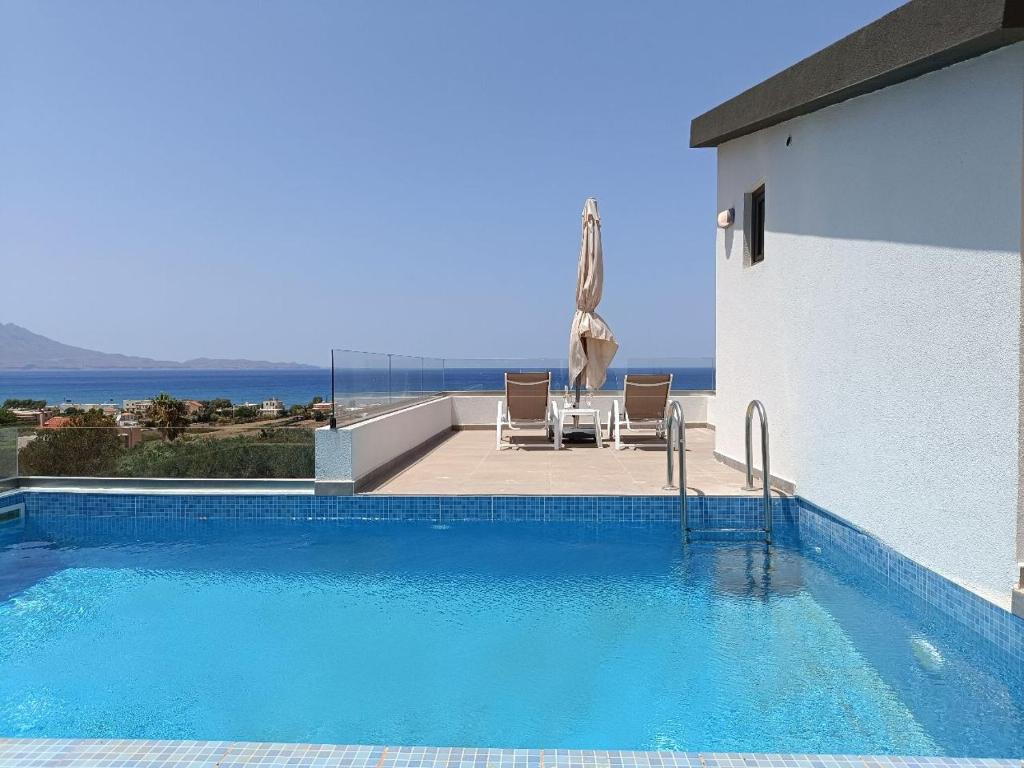 Bazén v ubytování Isabel Artemis Crete - Luxury Sea Views Villas nebo v jeho okolí